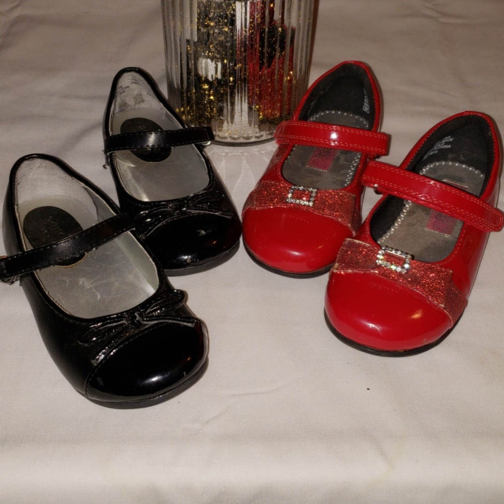 🦋 2 pairs Girls' Sz 9 dress shoes- 1 Blk & 1 Red